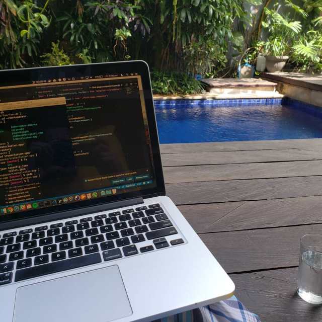 37395427_10101828504179789_5076920664091262976_o